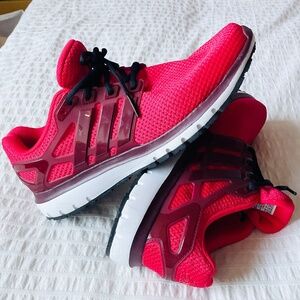 ADIDAS Energy Cloud WTC Running shoes